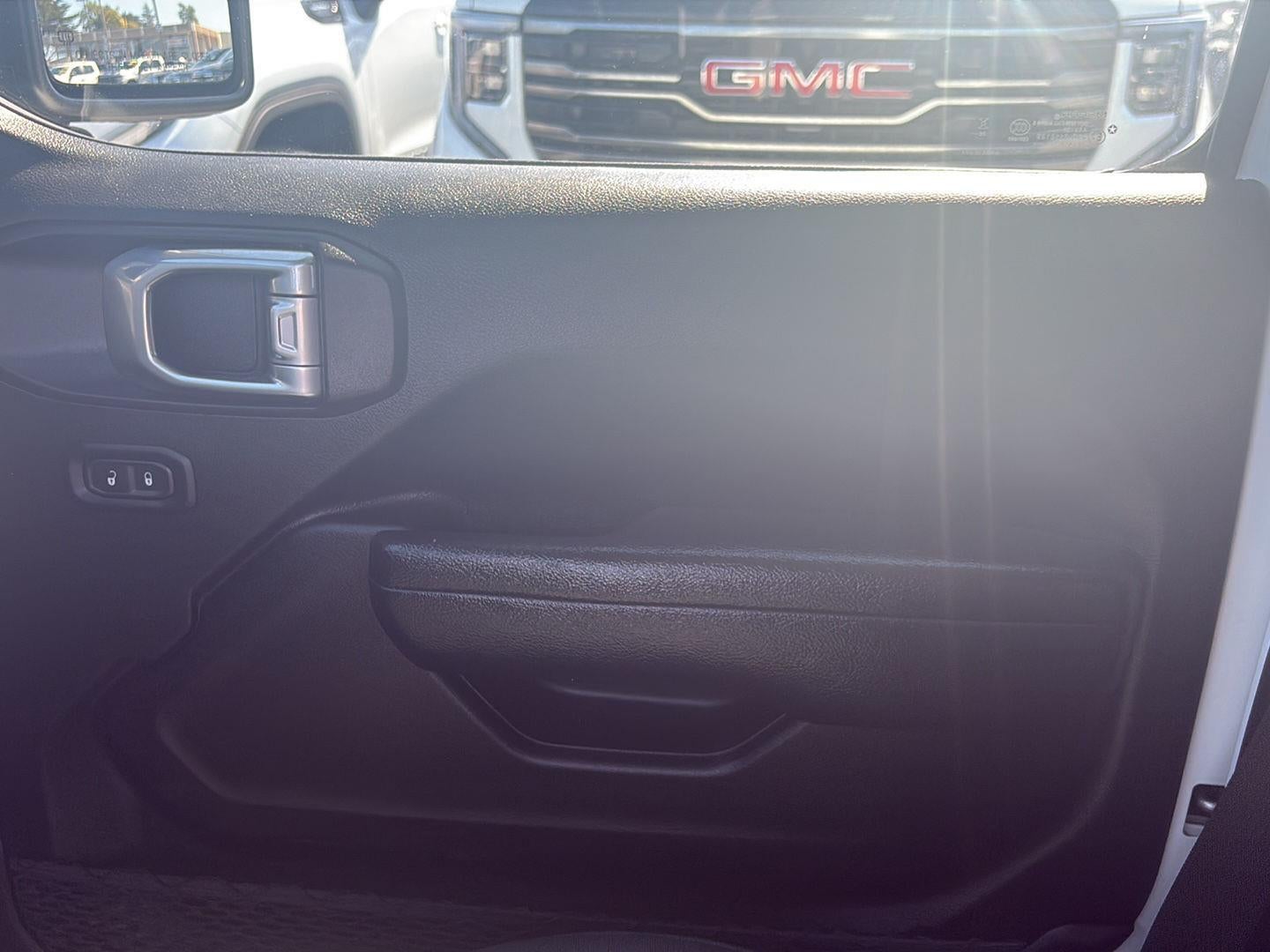2025 Jeep Wrangler 4-Door Summit 4x4