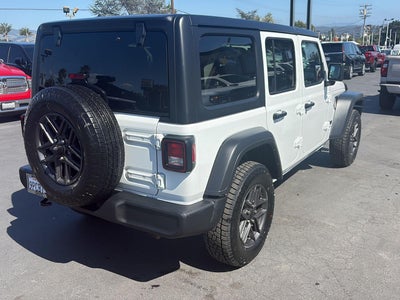 2025 Jeep Wrangler 4-Door Summit 4x4