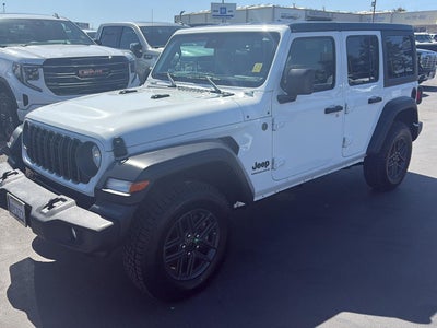 2025 Jeep Wrangler 4-Door Summit 4x4