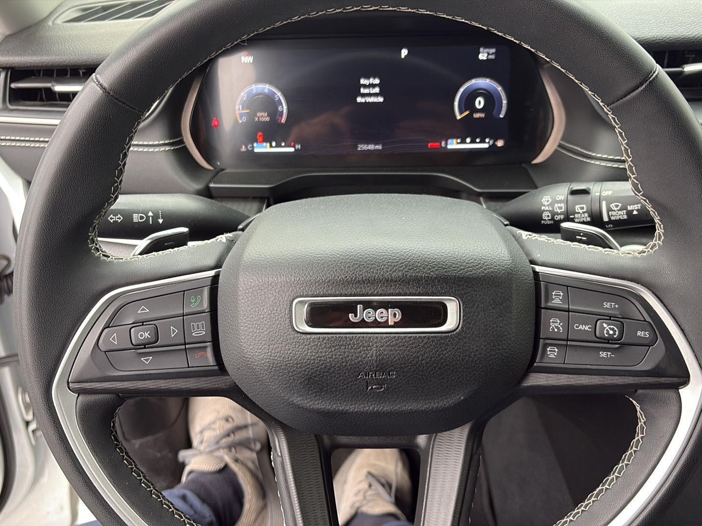 2023 Jeep Grand Cherokee L Laredo