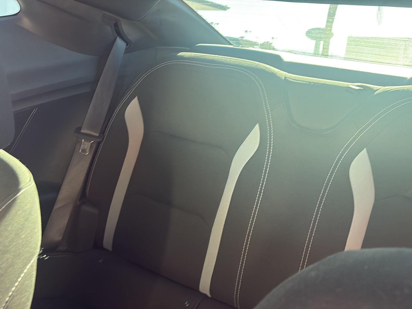 2019 Chevrolet Camaro 1LS