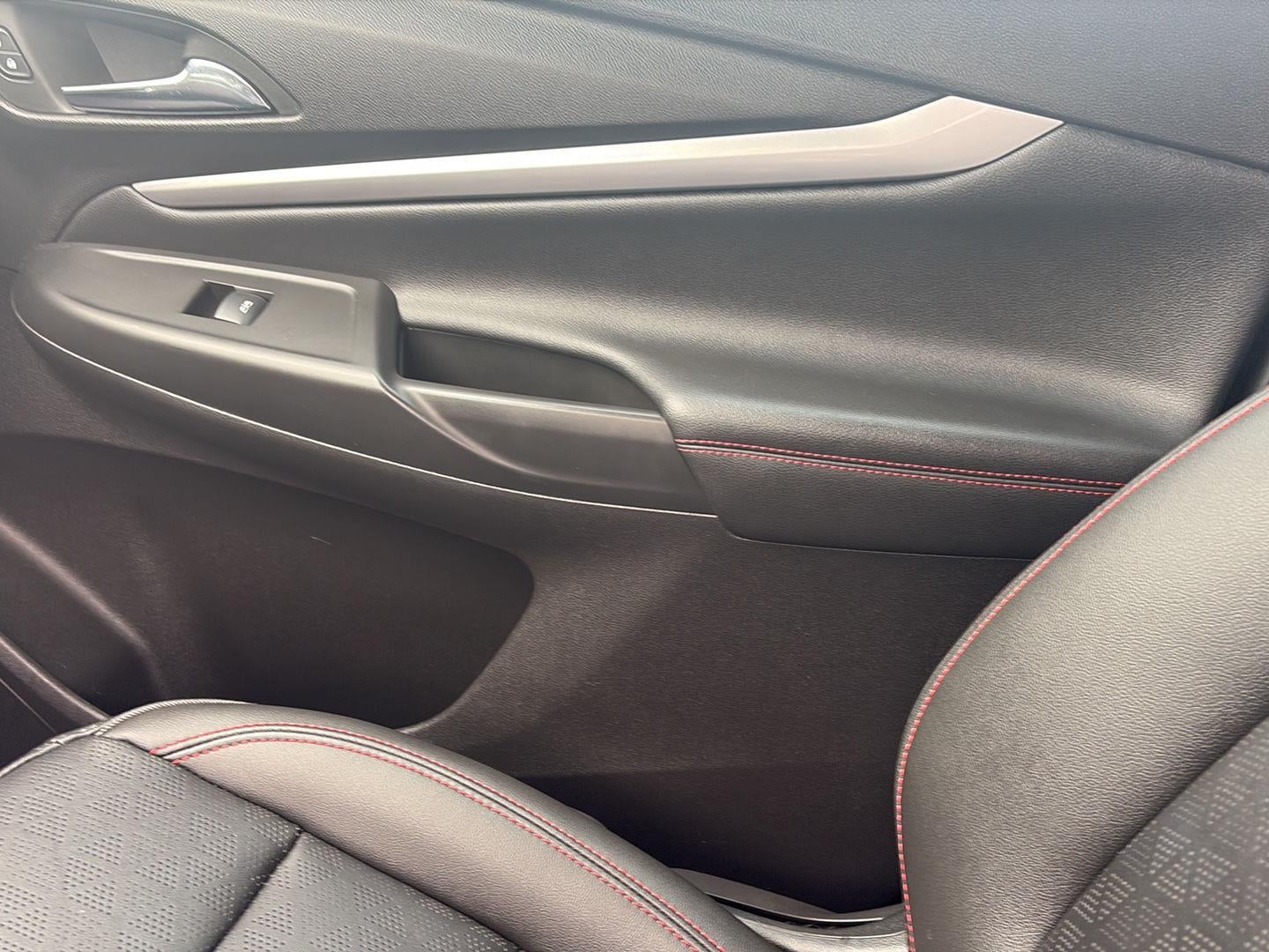 2023 Chevrolet Bolt EUV LT Redline