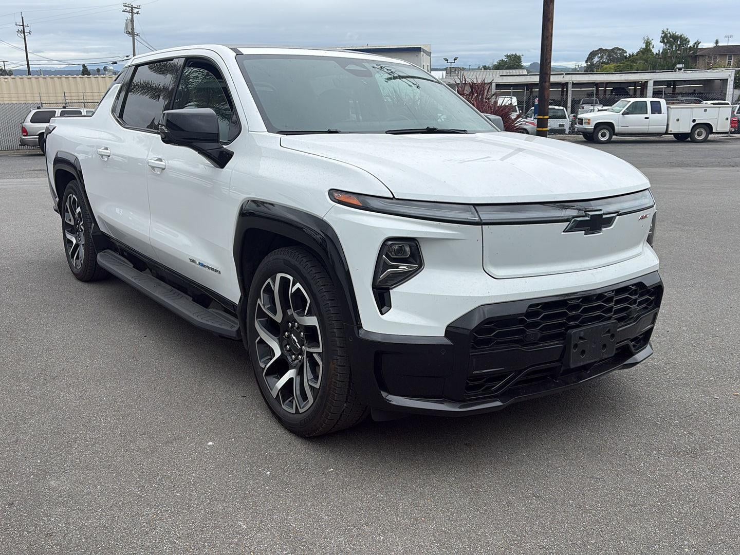 2025 Chevrolet Silverado EV RST - Max Range