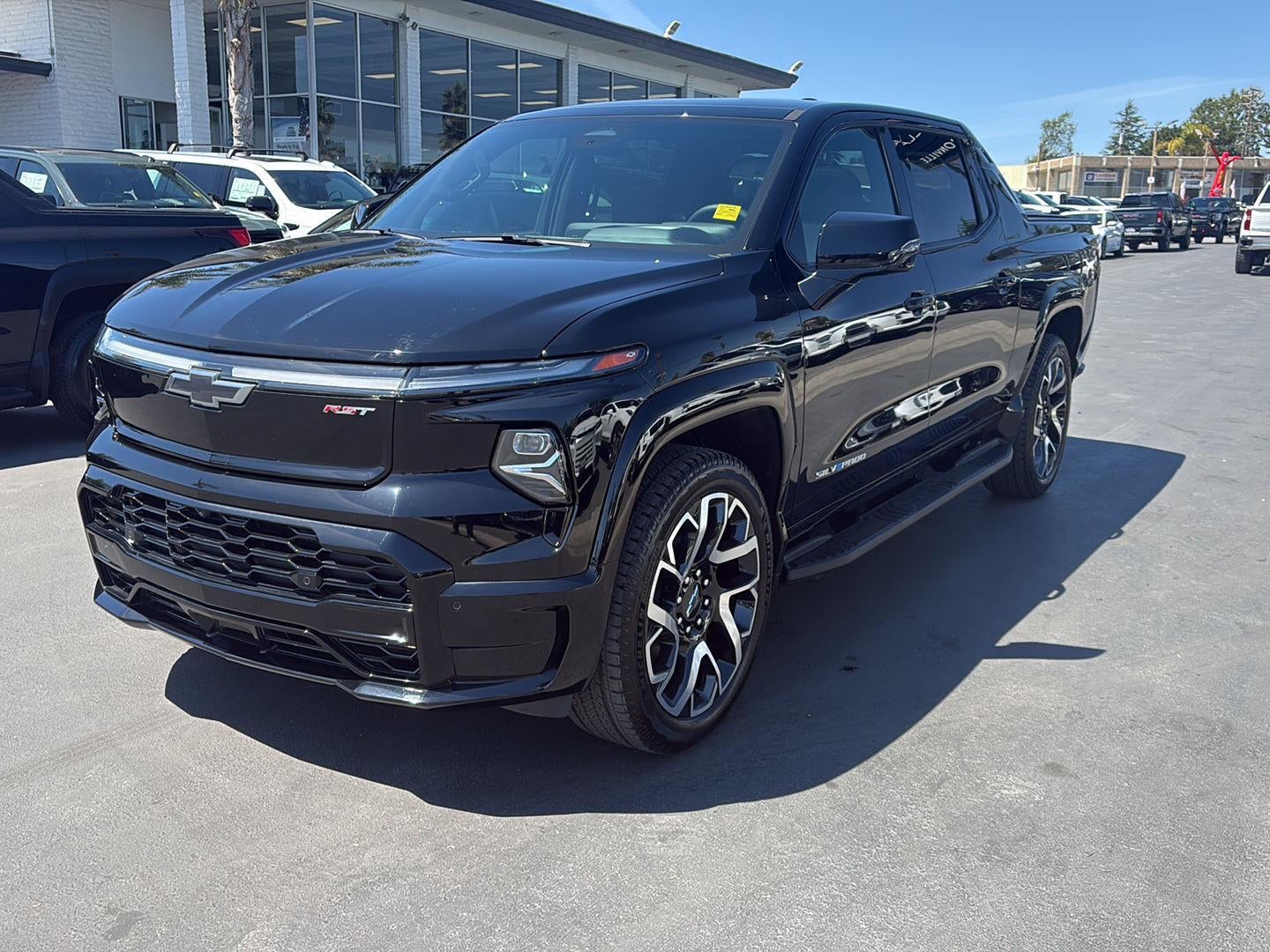 2024 Chevrolet Silverado EV RST