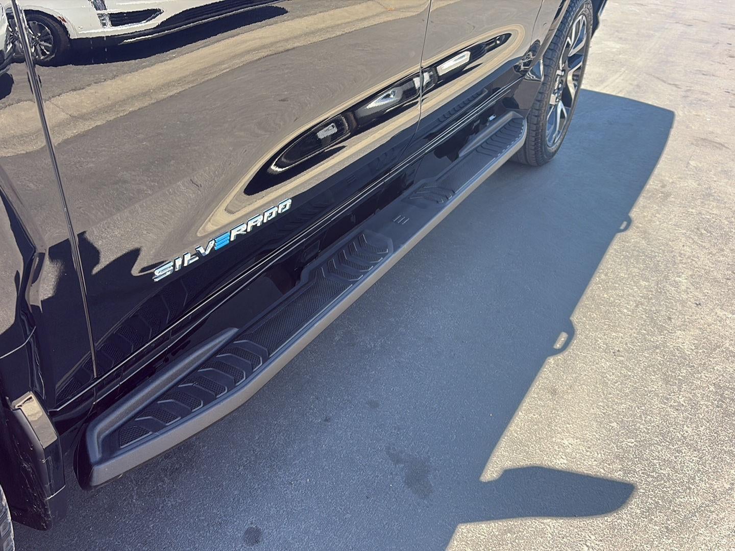 2024 Chevrolet Silverado EV RST