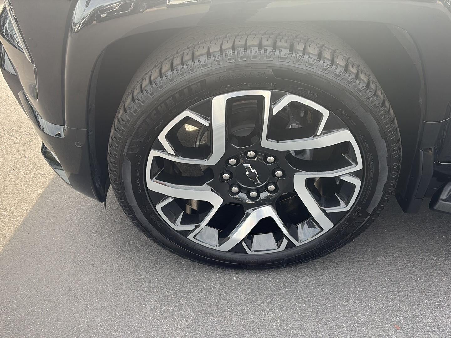 2024 Chevrolet Silverado EV RST