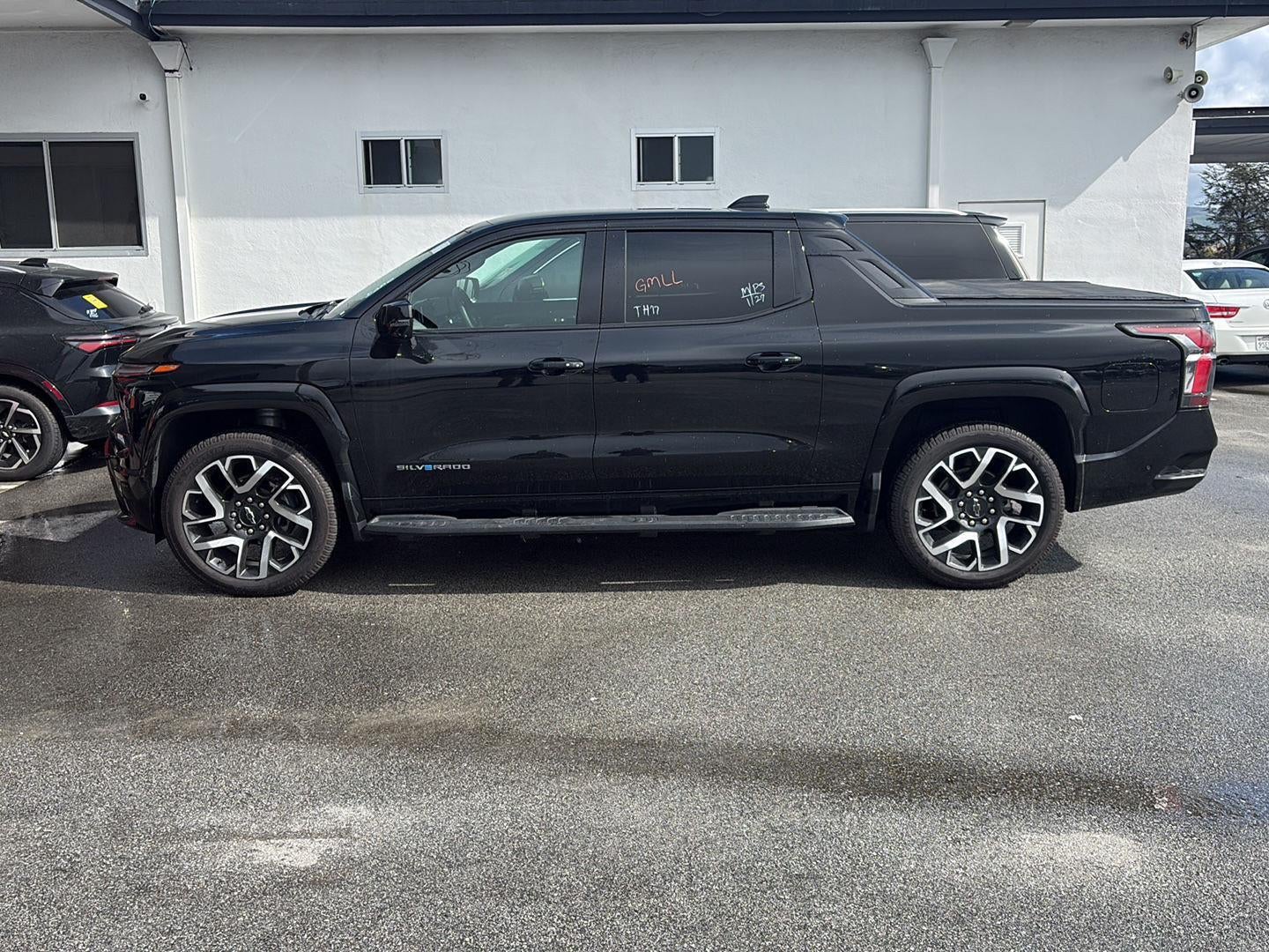 2024 Chevrolet Silverado EV RST