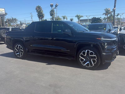 2024 Chevrolet Silverado EV RST