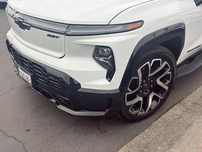 2024 Chevrolet Silverado EV RST