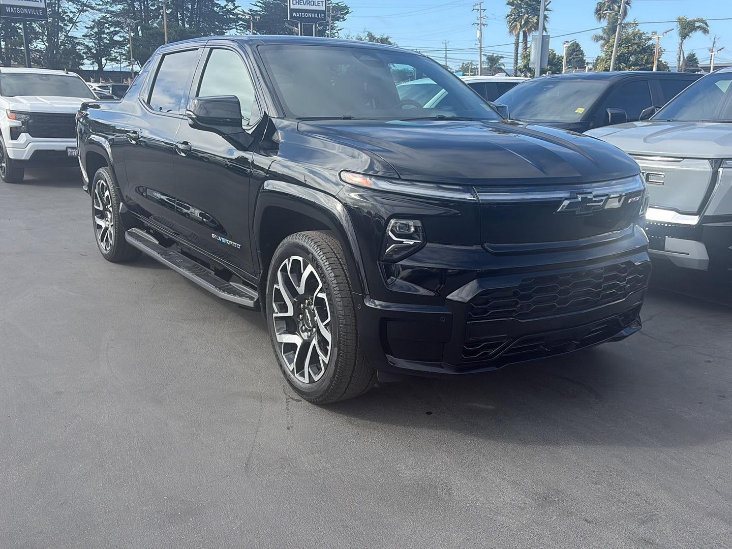 2024 Chevrolet Silverado EV RST