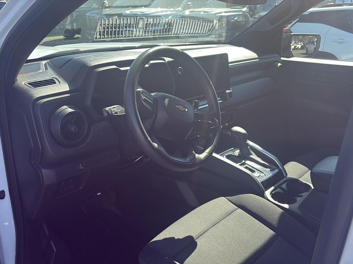 2024 Chevrolet Colorado WT