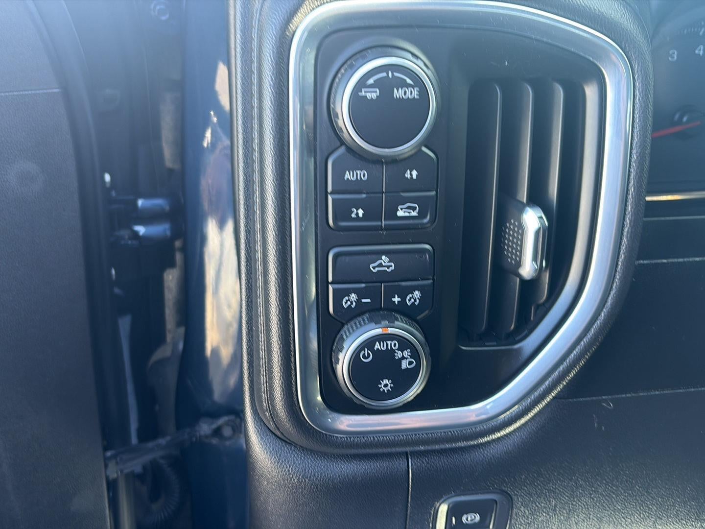 2022 Chevrolet Silverado 1500 LTD LT (2FL)