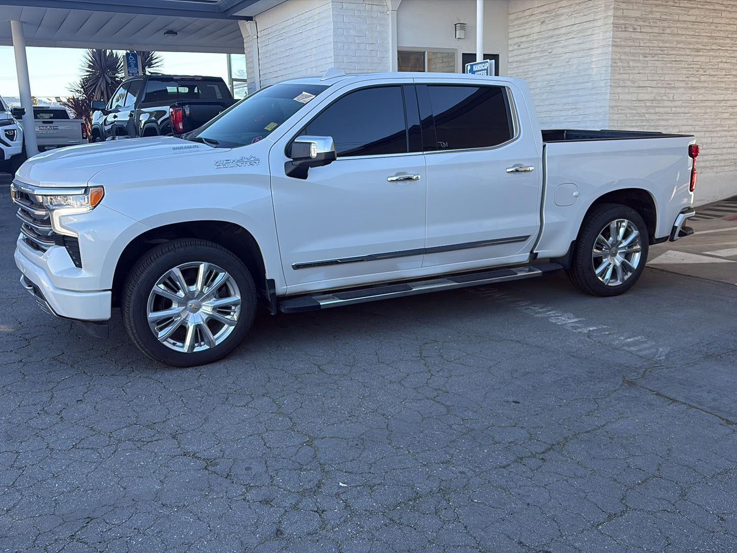 2022 Chevrolet Silverado 1500 High Country