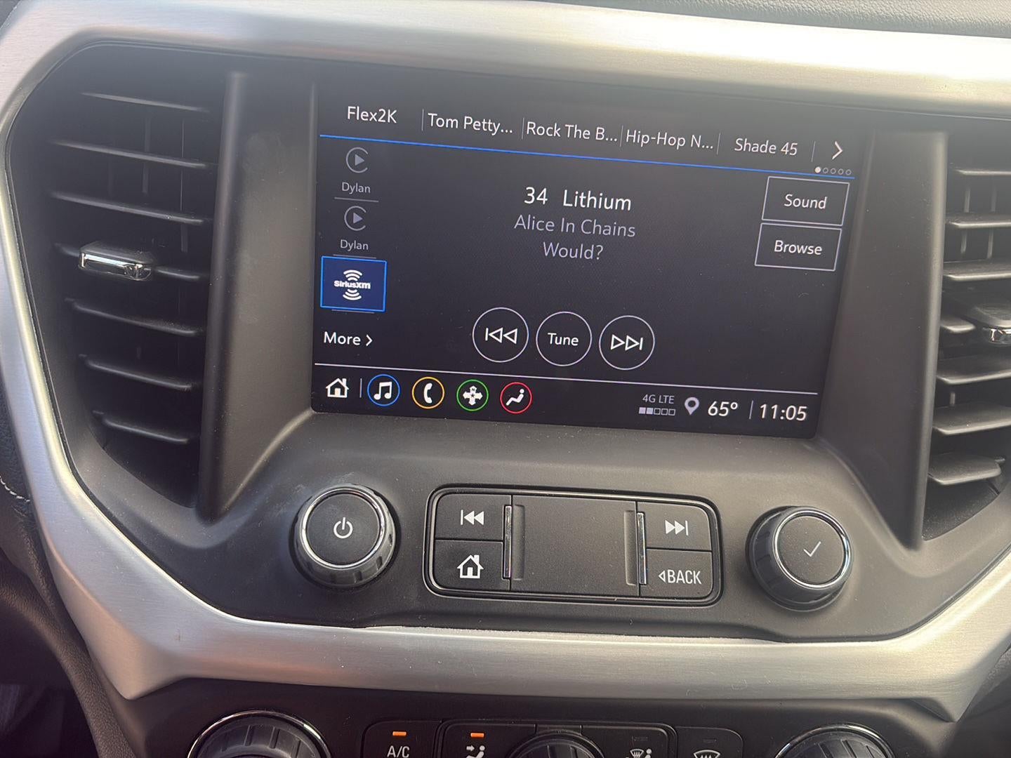 2023 GMC Acadia SLE