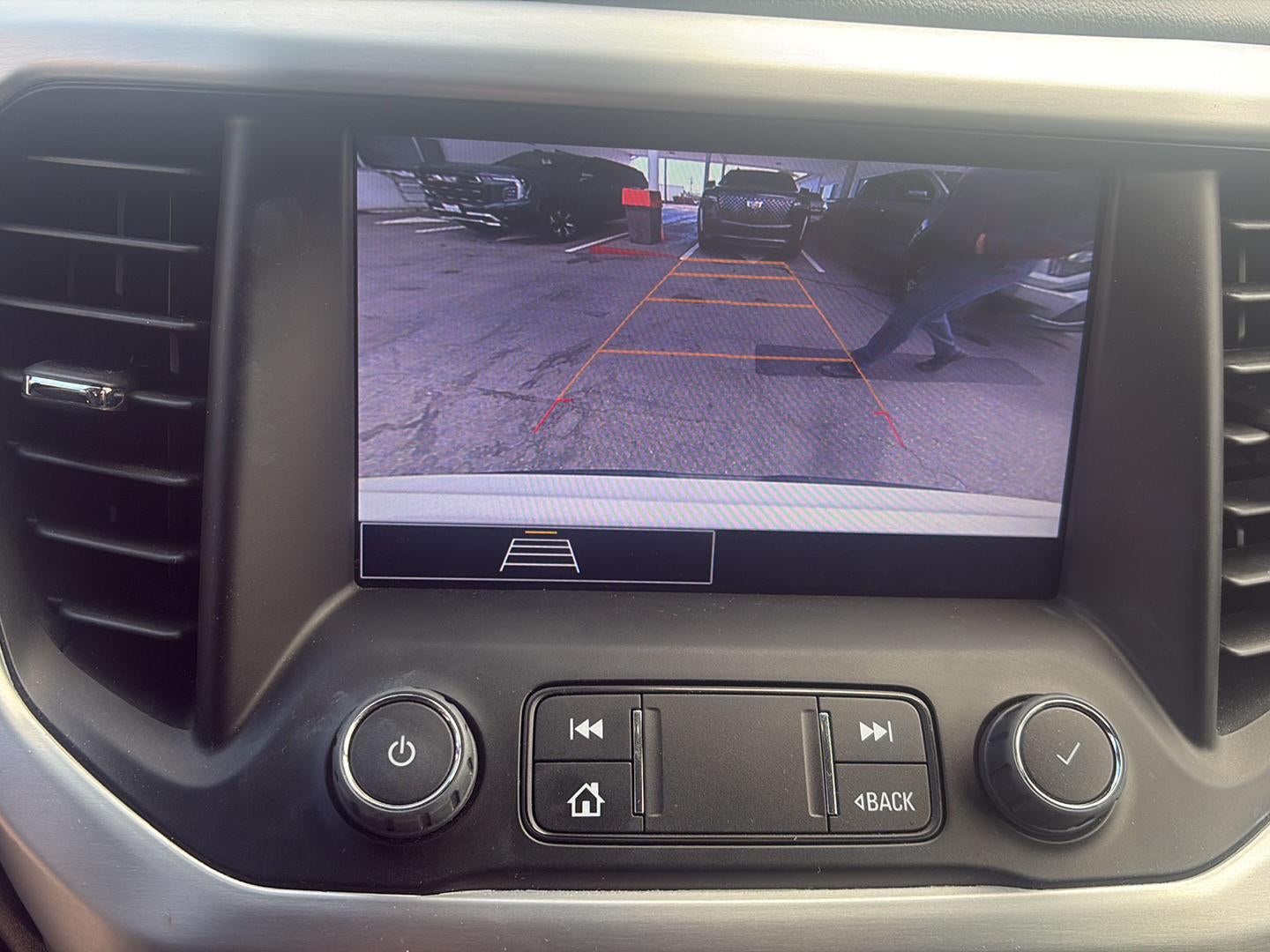 2023 GMC Acadia SLE