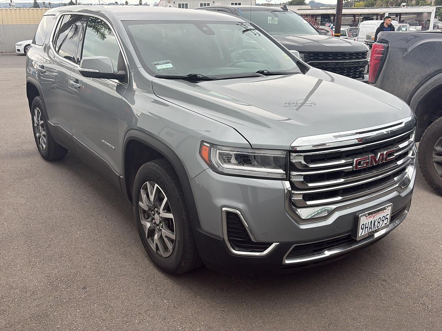 2023 GMC Acadia SLE