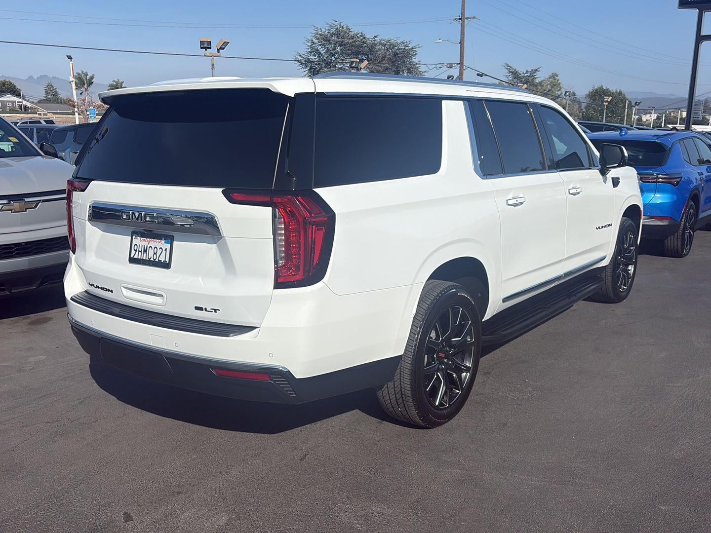 2023 GMC Yukon XL SLT