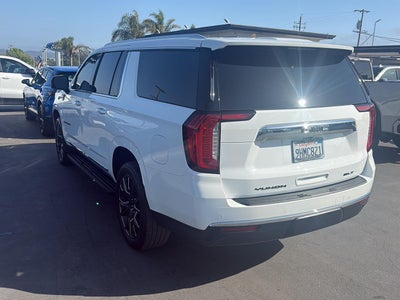 2023 GMC Yukon XL SLT