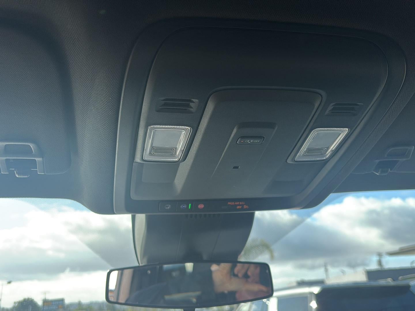 2023 GMC Yukon XL SLE