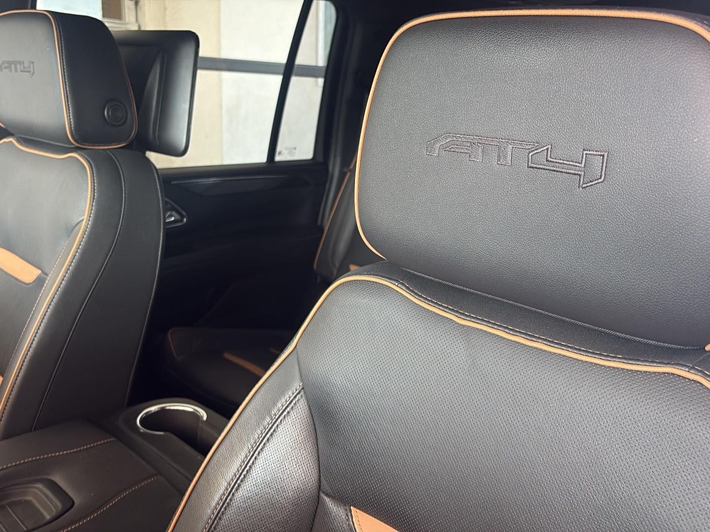 2023 GMC Yukon XL AT4