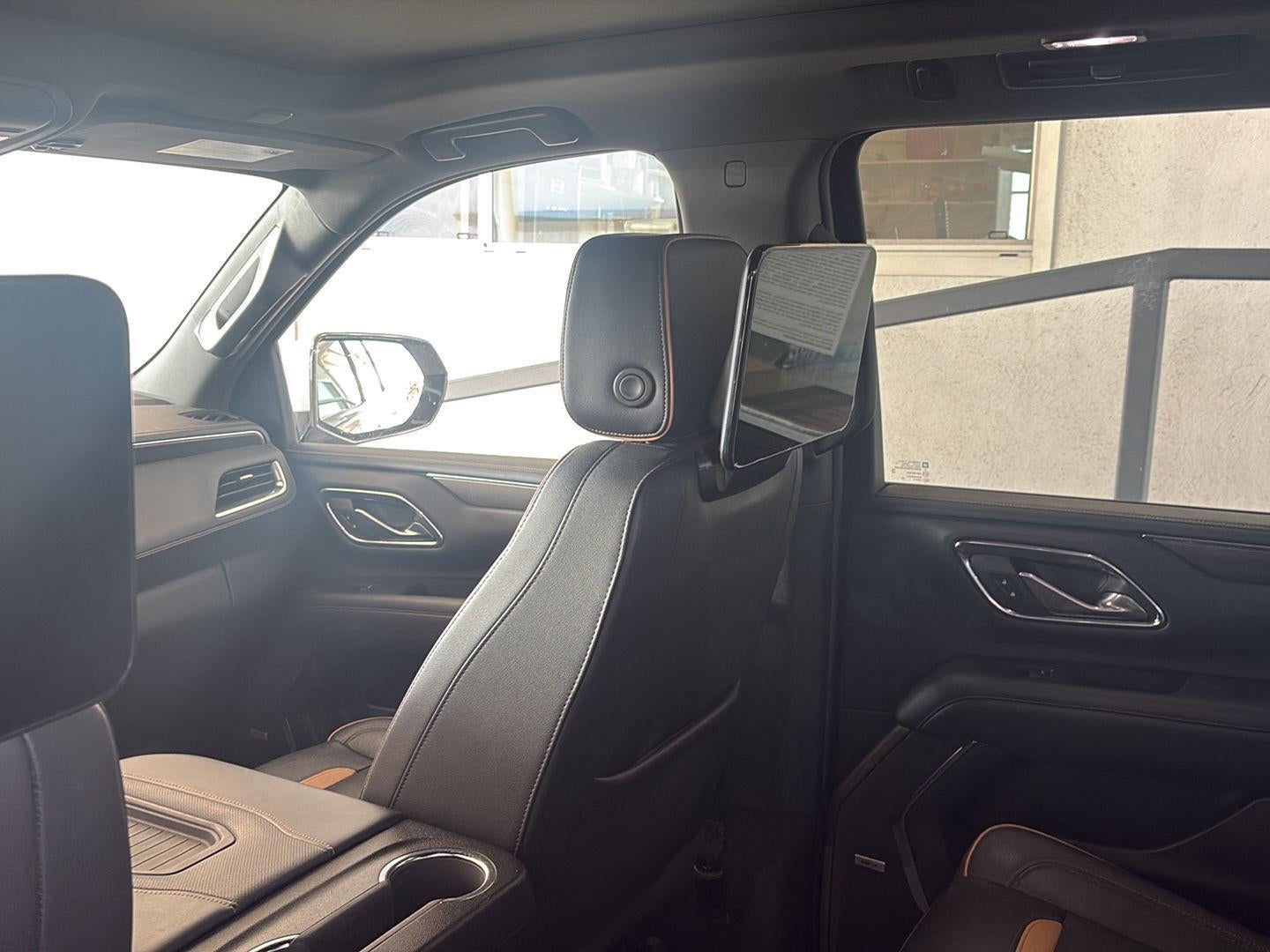 2023 GMC Yukon XL AT4