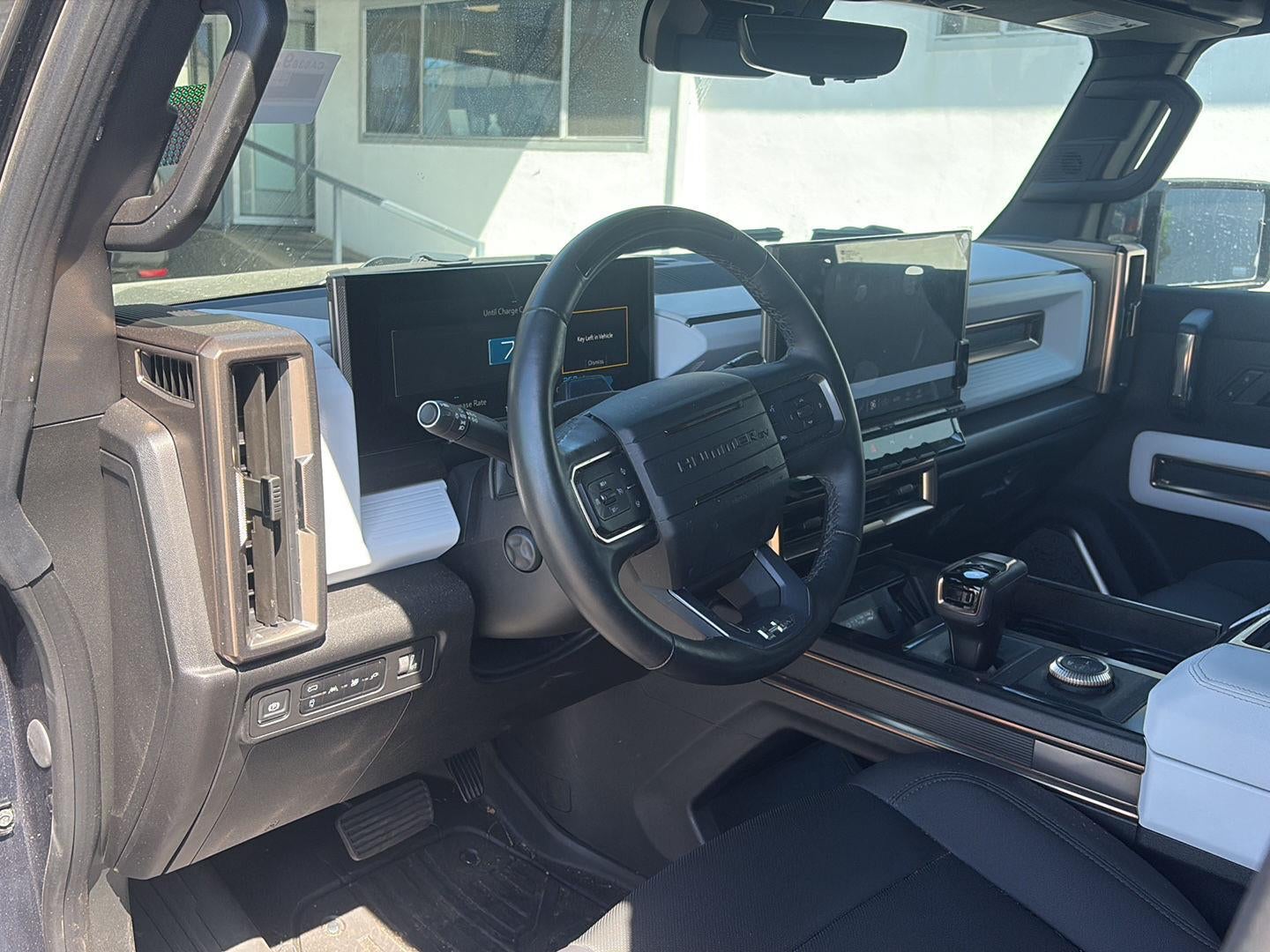 2025 GMC HUMMER EV SUV 2X