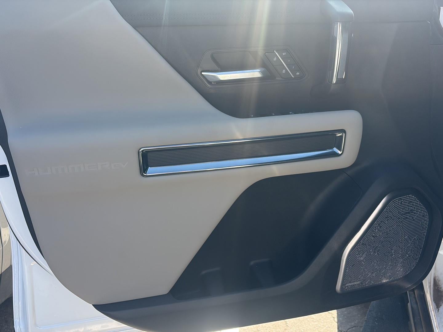 2026 GMC HUMMER EV SUV 2X