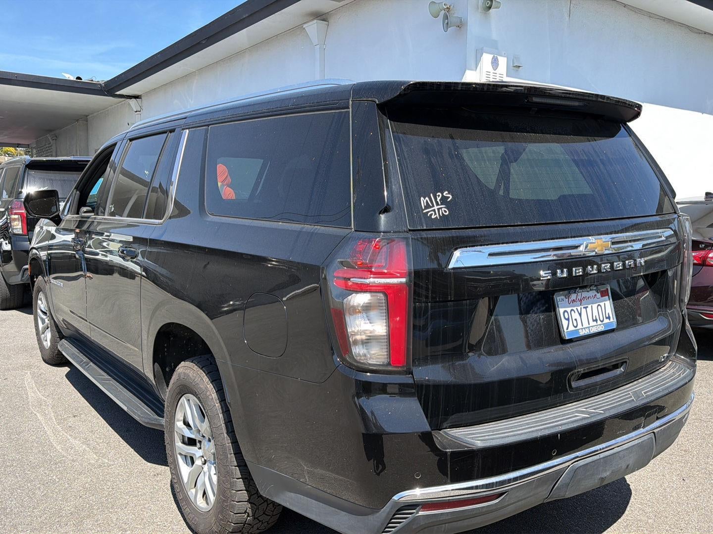 2023 Chevrolet Suburban LT