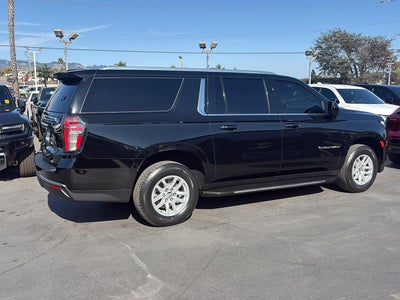 2023 Chevrolet Suburban LT