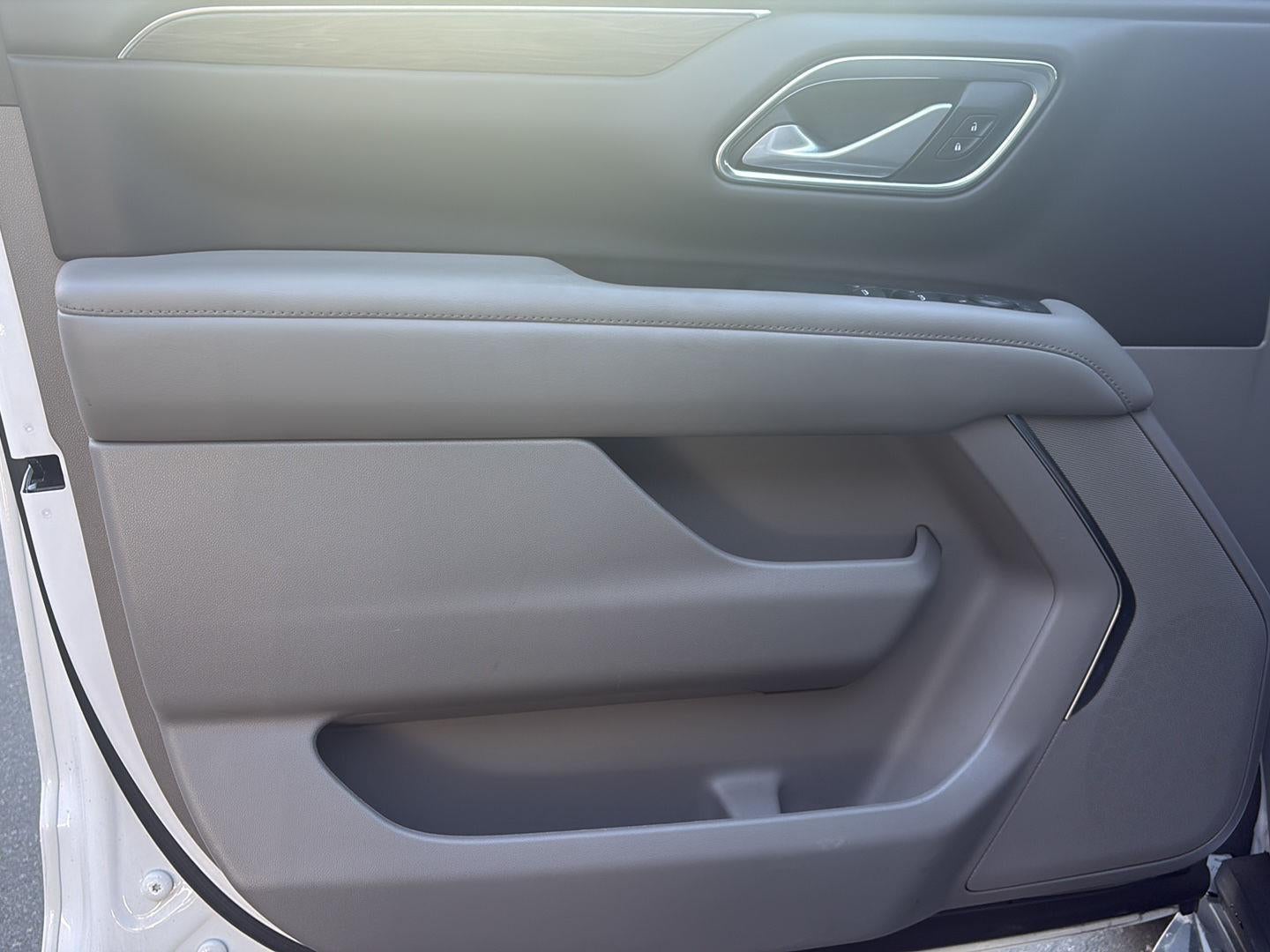 2022 Chevrolet Suburban LS