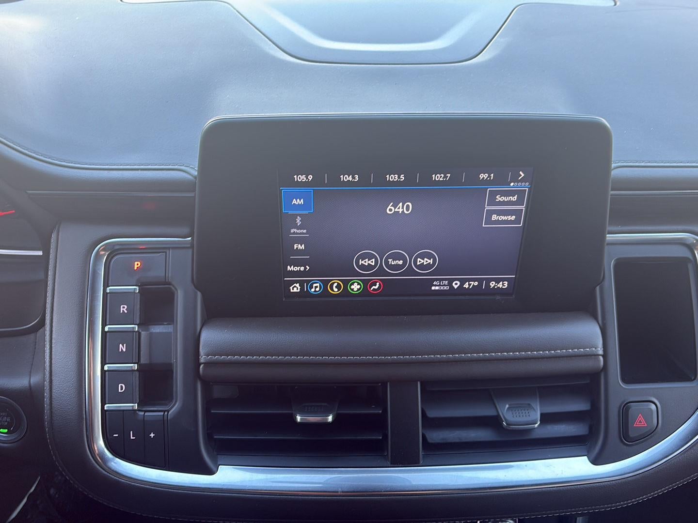 2022 Chevrolet Suburban LS