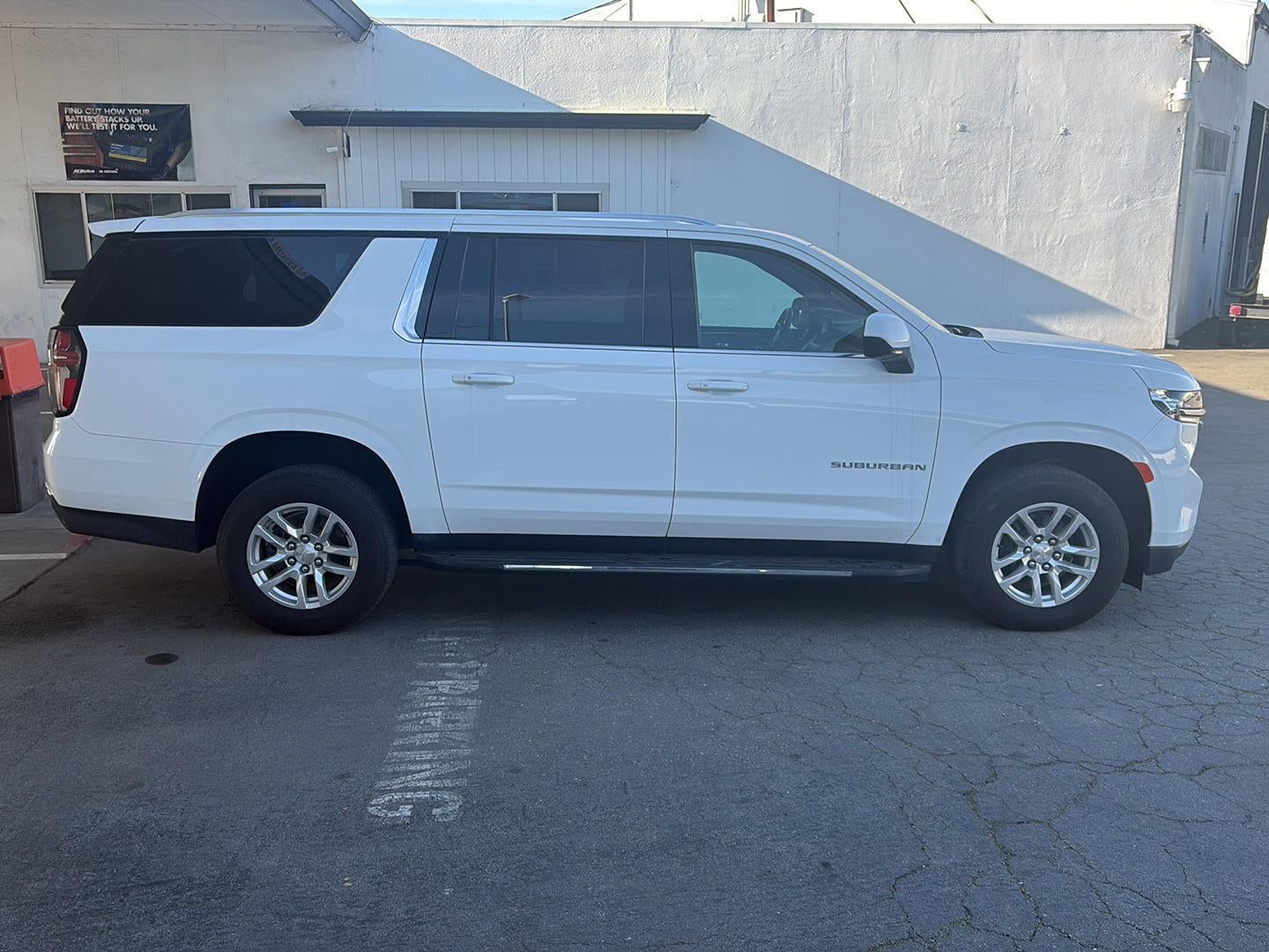 2022 Chevrolet Suburban LS