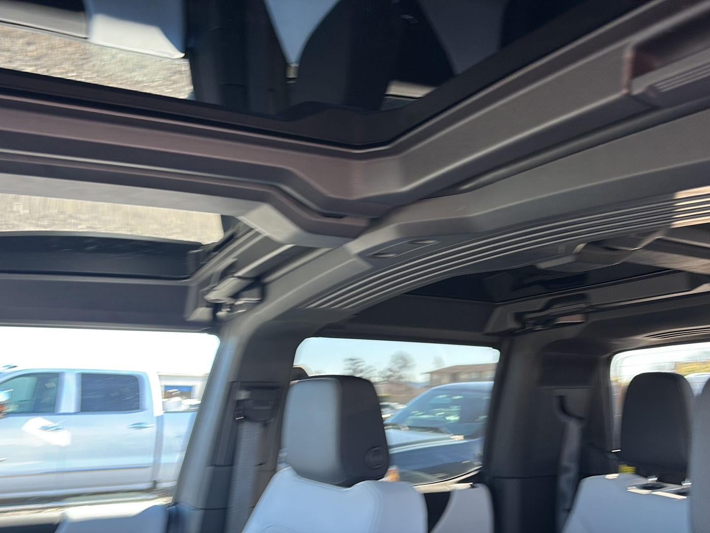 2024 GMC HUMMER EV Pickup 2X