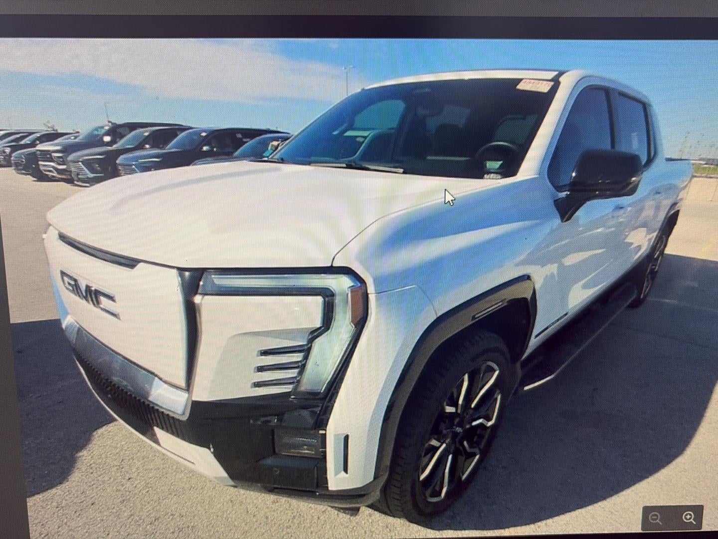 2025 GMC Sierra EV Extended Range Denali