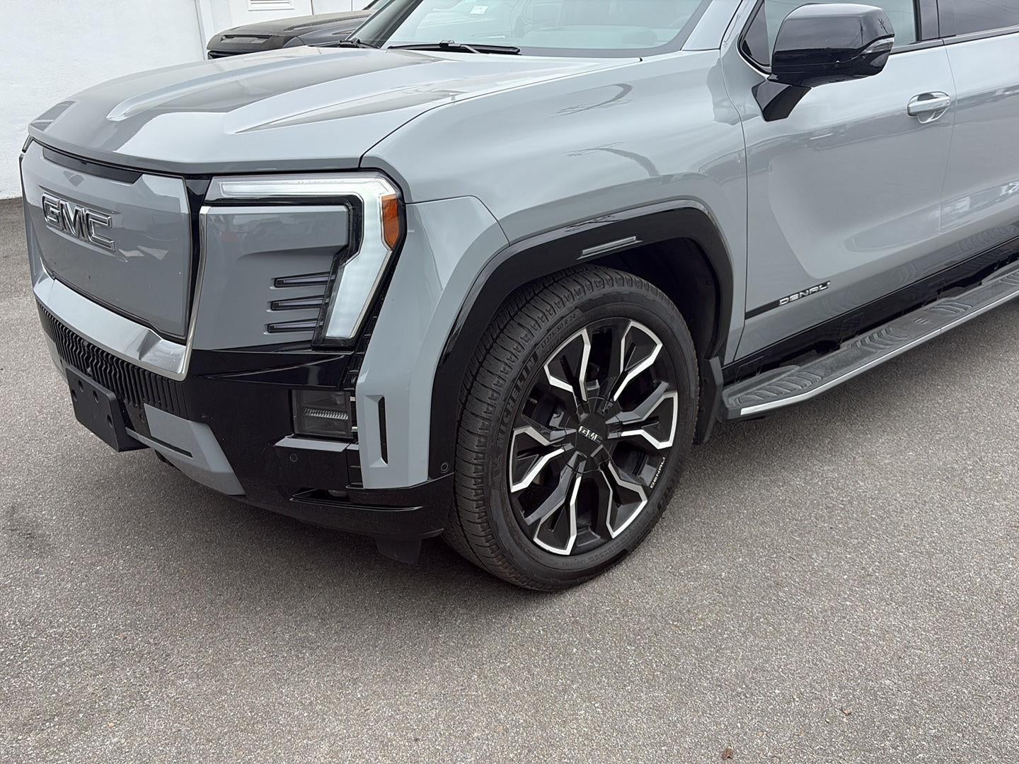 2025 GMC Sierra EV Extended Range Denali