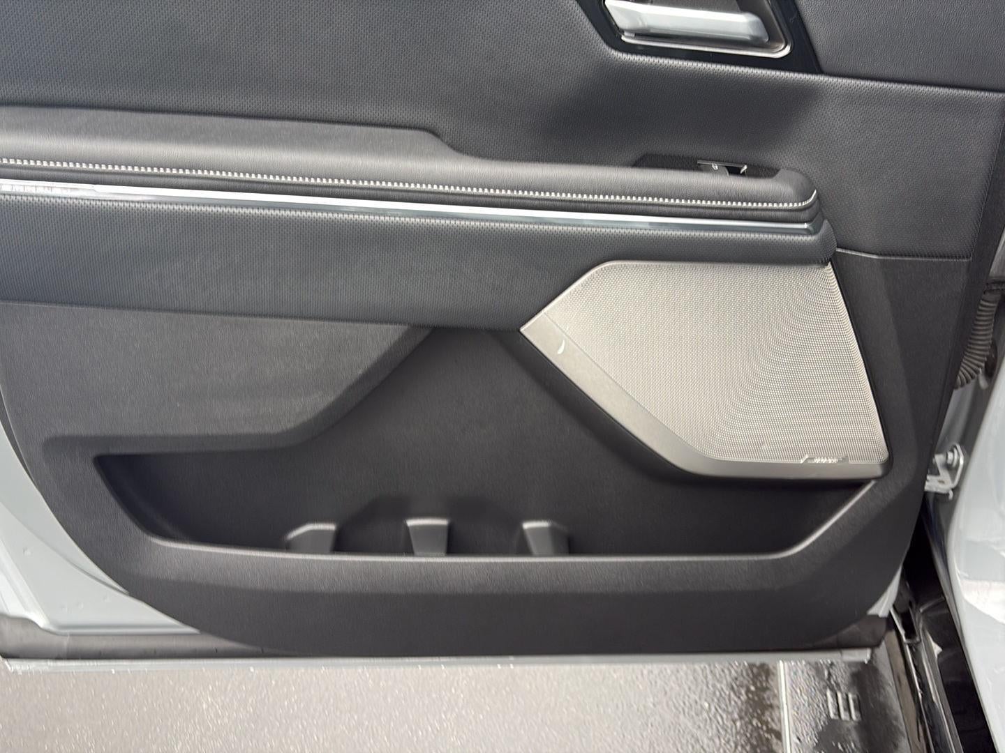 2024 GMC Sierra EV Denali Edition 1