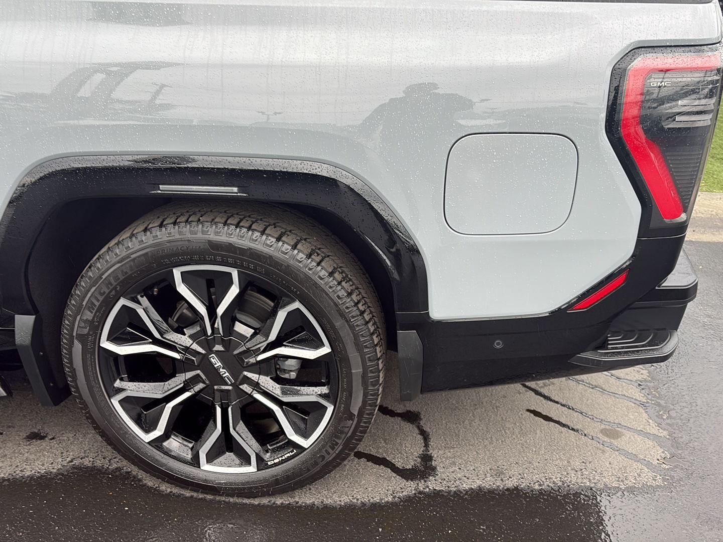 2024 GMC Sierra EV Denali Edition 1