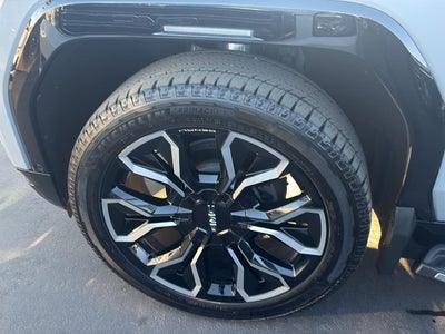 2024 GMC Sierra EV Denali Edition 1