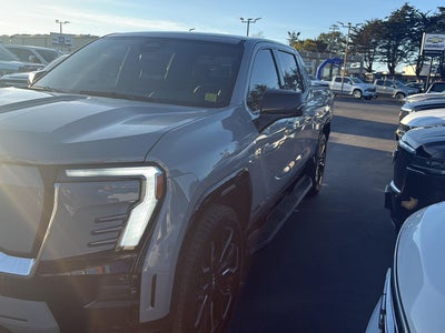 2024 GMC Sierra EV Denali Edition 1