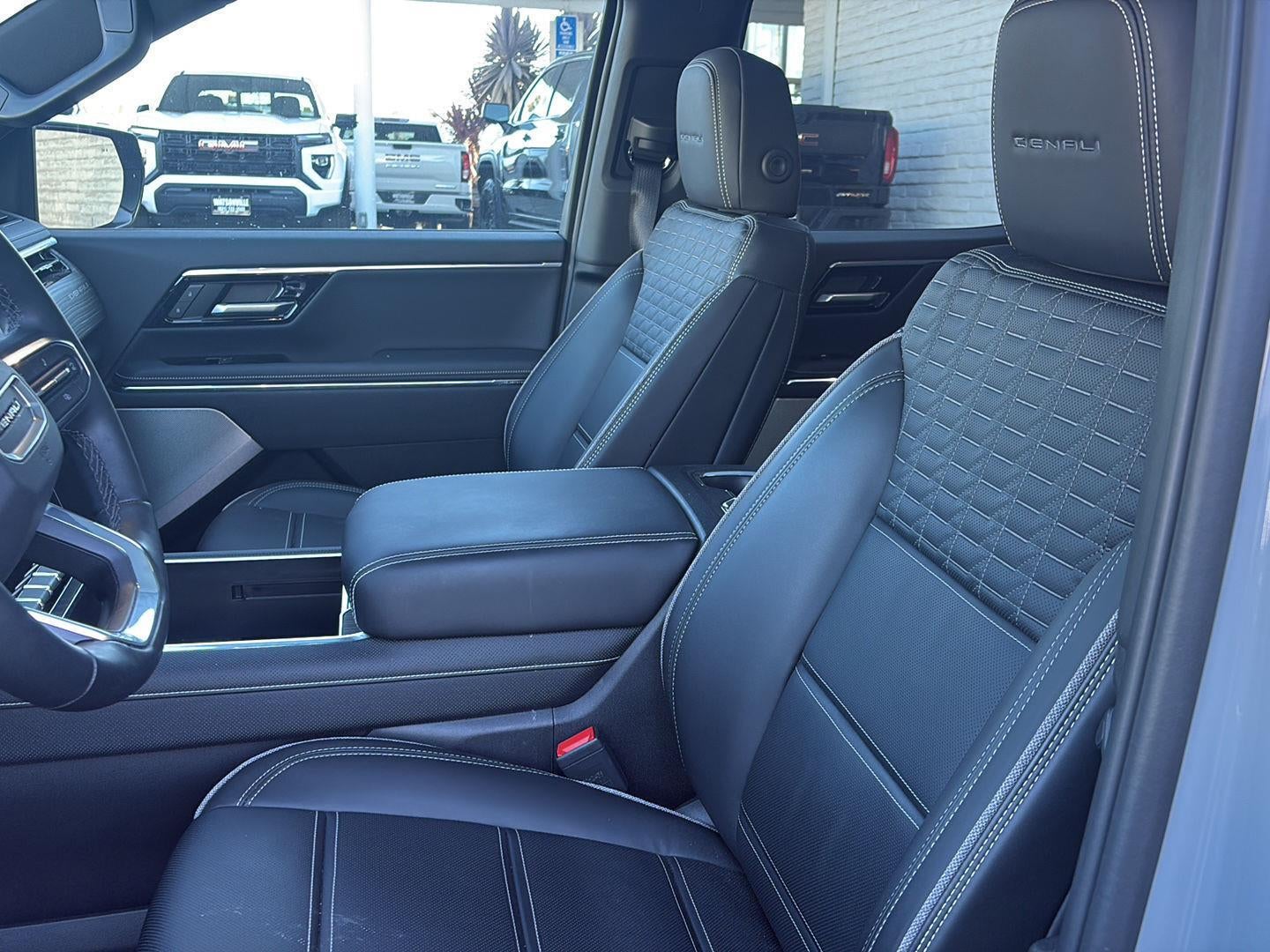 2024 GMC Sierra EV Denali Edition 1