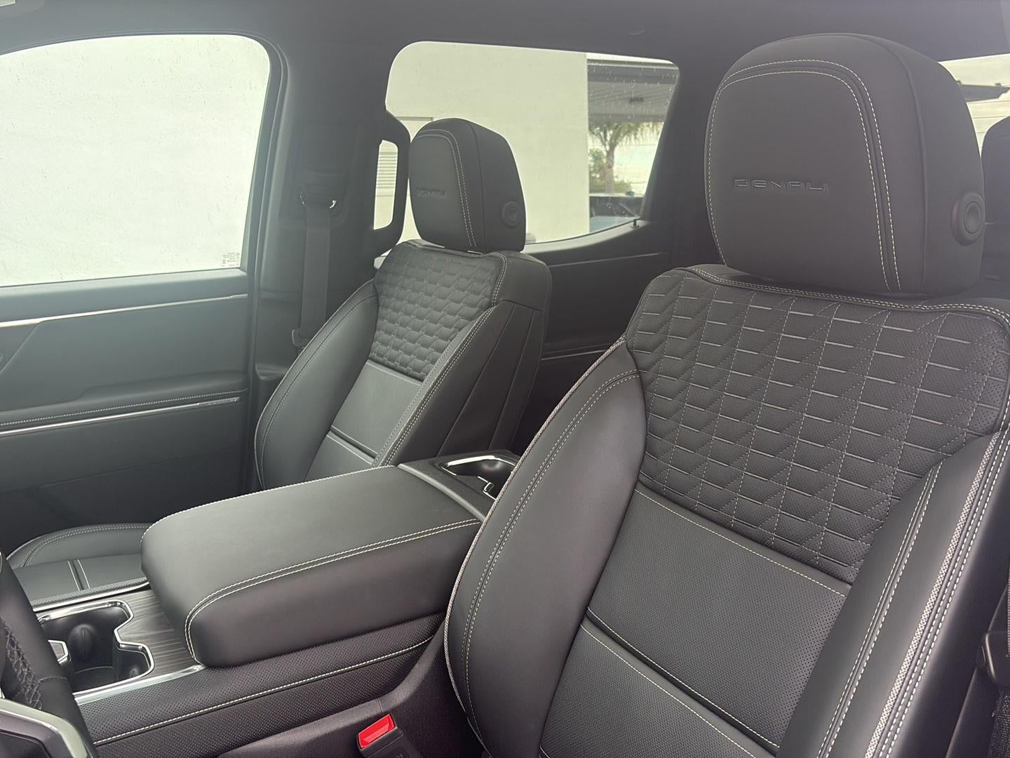 2024 GMC Sierra EV Denali Edition 1