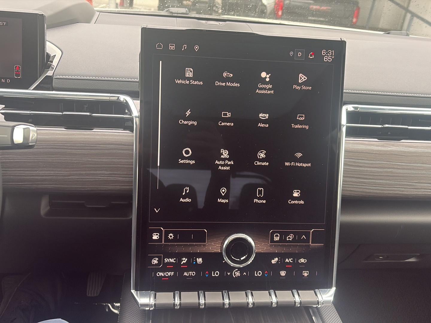 2024 GMC Sierra EV Denali Edition 1