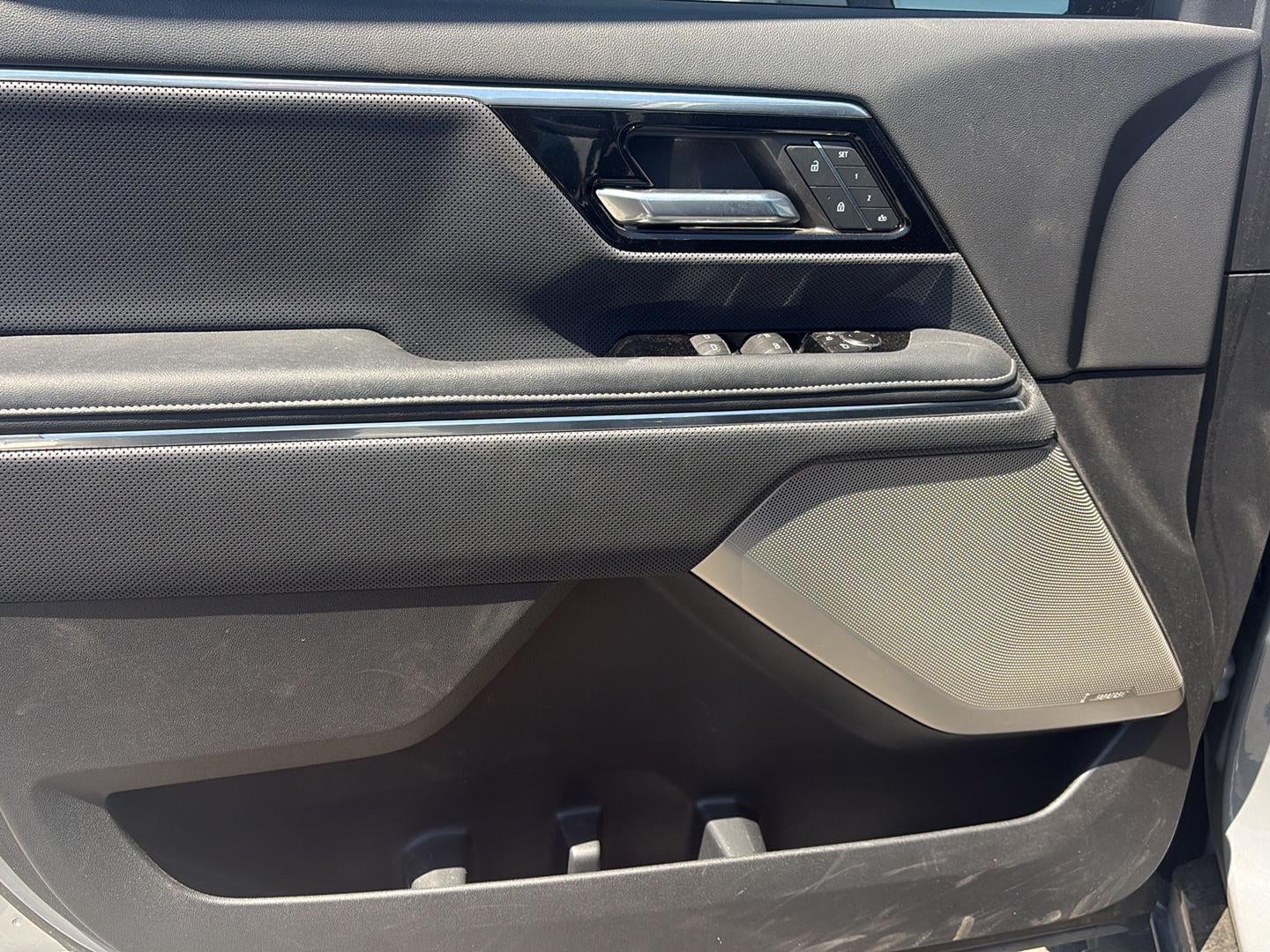 2024 GMC Sierra EV Denali Edition 1
