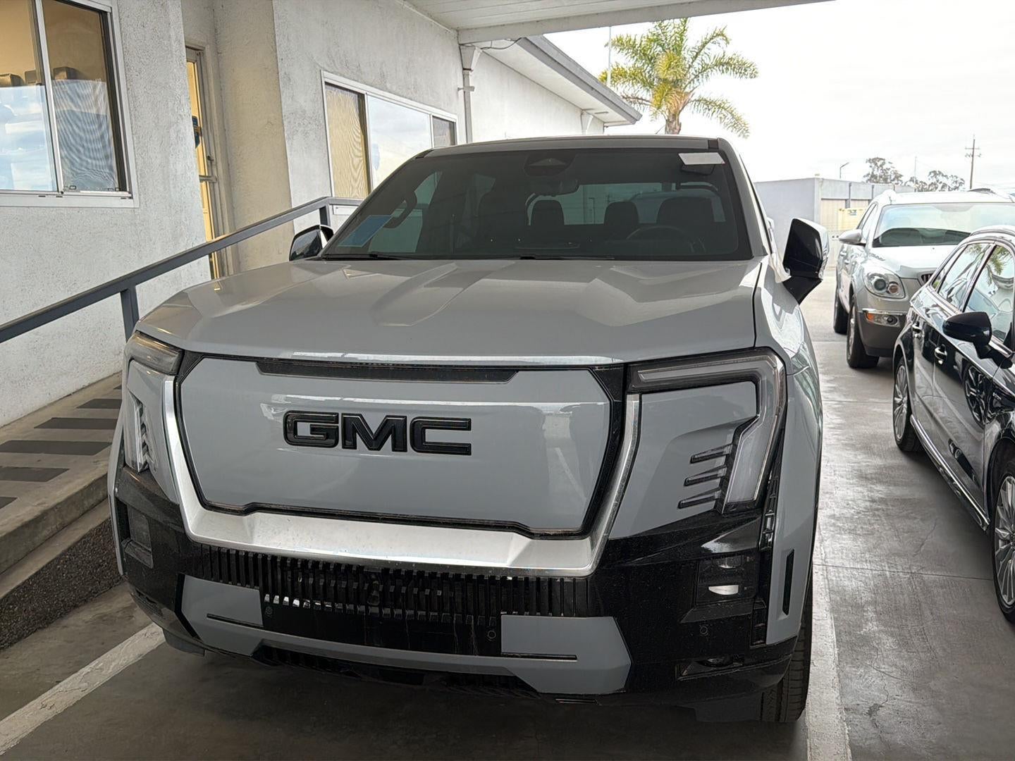 2024 GMC Sierra EV Denali Edition 1
