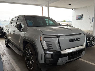 2024 GMC Sierra EV Denali Edition 1