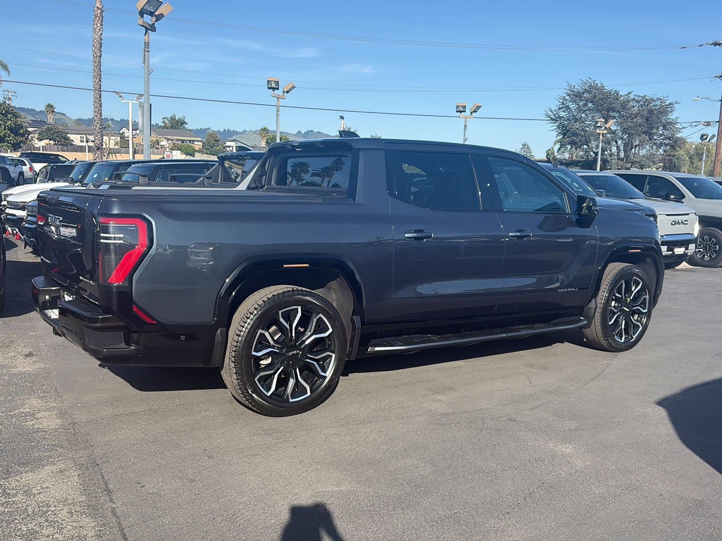 2025 GMC Sierra EV Max Range Denali