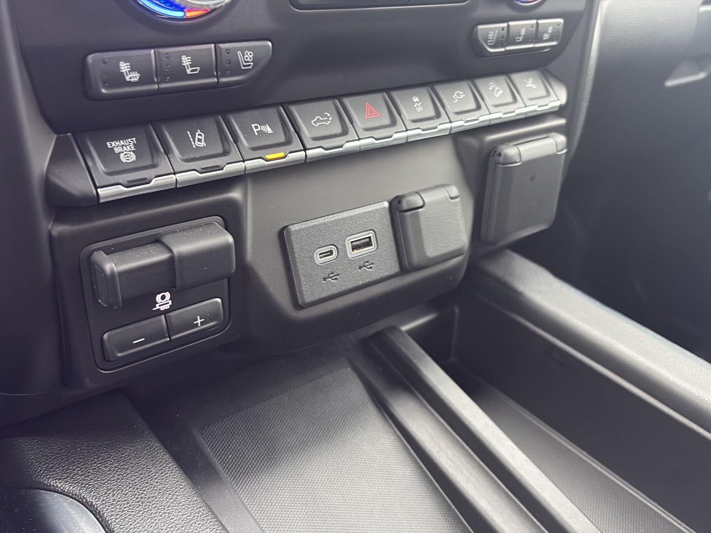 2022 GMC Sierra 2500 HD AT4