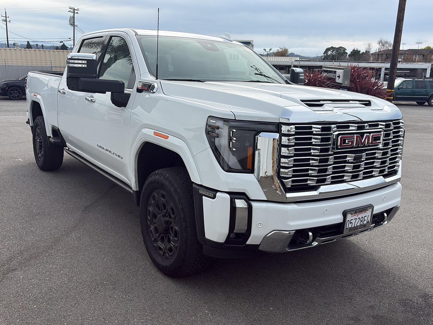 2025 GMC Sierra 2500 HD Denali