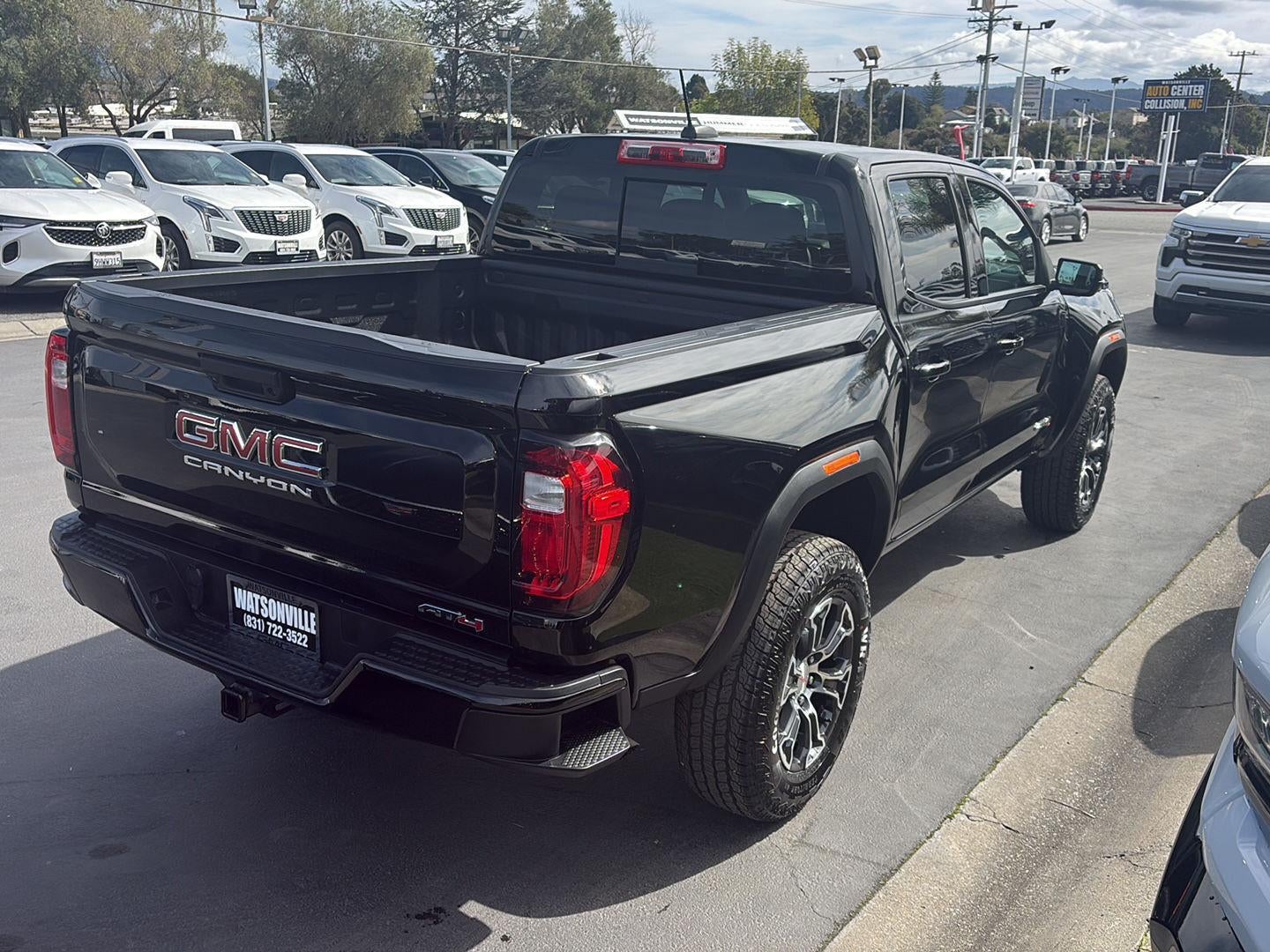 2024 GMC Canyon AT4