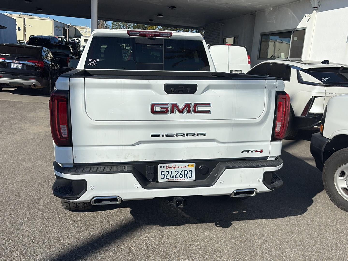 2023 GMC Sierra 1500 AT4